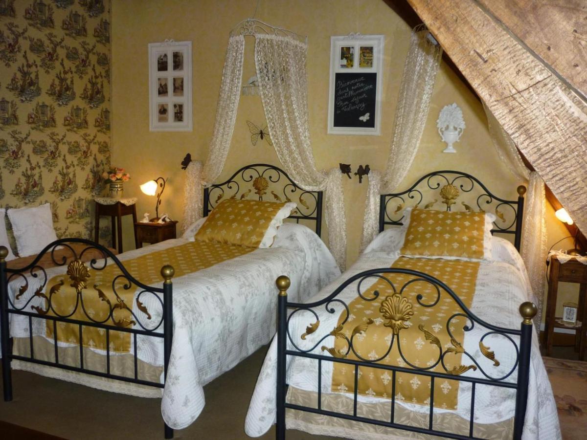 Les Charmes Bed and Breakfast Valençay Exteriör bild